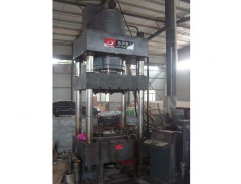 點(diǎn)擊查看詳細(xì)信息<br>標(biāo)題：Hydraulic press -500 閱讀次數(shù)：1695